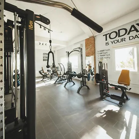 Luxury Two Bedroom Penthouse In Caesar & Spa, Long *