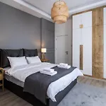 Luxury Two Bedroom Penthouse In Caesar & Spa, Long Apartment *