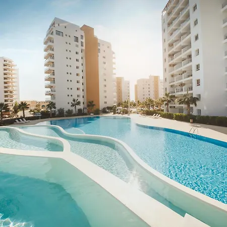 Luxury Two Bedroom Penthouse In Caesar & Spa, Long דירה *