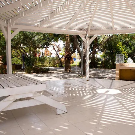 דירה Luxury Two Bedroom Penthouse In Caesar & Spa, Long