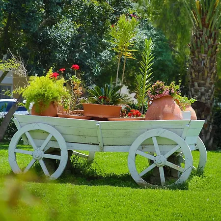 Luxury Two Bedroom Penthouse In Caesar & Spa, Long *