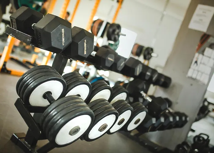 Luxury Two Bedroom Penthouse In Caesar & Spa, Long