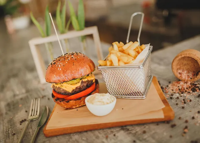 Luxury Two Bedroom Penthouse In Caesar & Spa, Long アパート *